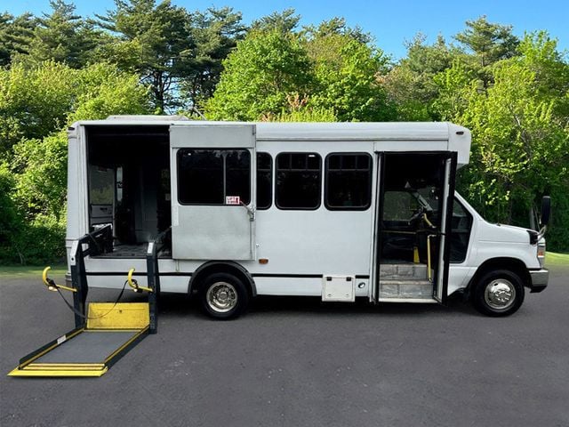 2015 Ford E450 Non-CDL Wheelchair Shuttle Bus For Sale For Adults Churches Seniors & Handicapped Transport - 22582644 - 12