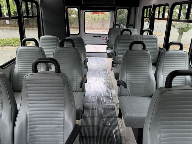 2015 Ford E450 Non-CDL Wheelchair Shuttle Bus For Sale For Adults Churches Seniors & Handicapped Transport - 22582644 - 25