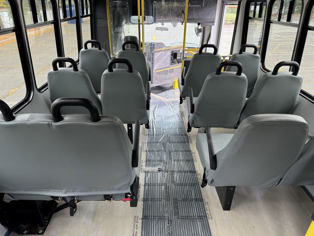 2015 Ford E450 Non-CDL Wheelchair Shuttle Bus For Sale For Adults Churches Seniors & Handicapped Transport - 22582644 - 27