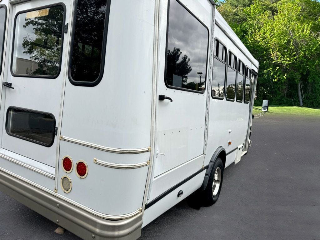 2015 Ford E450 Non-CDL Wheelchair Shuttle Bus For Sale For Adults Churches Seniors & Handicapped Transport - 22582644 - 8