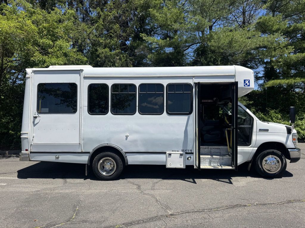 2015 Ford E450 Non-CDL Wheelchair Shuttle Bus For Sale For Adults Church Seniors & Handicapped Transportation - 23034691 - 3