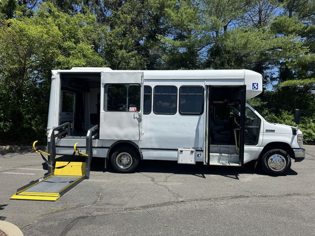 2015 Ford E450 Non-CDL Wheelchair Shuttle Bus For Sale For Adults Church Seniors & Handicapped Transportation - 23034691 - 7
