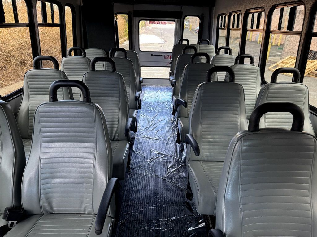 2015 Ford E450 Wheelchair Shuttle Bus For Sale For Adults Churches Seniors & Handicapped Transport - 22719101 - 23