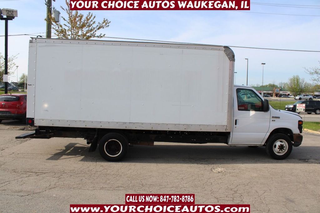 2015 Ford Econoline Commercial Cutaway E 350 SD 2dr 176 in. WB DRW Cutaway Chassis - 21932801 - 5