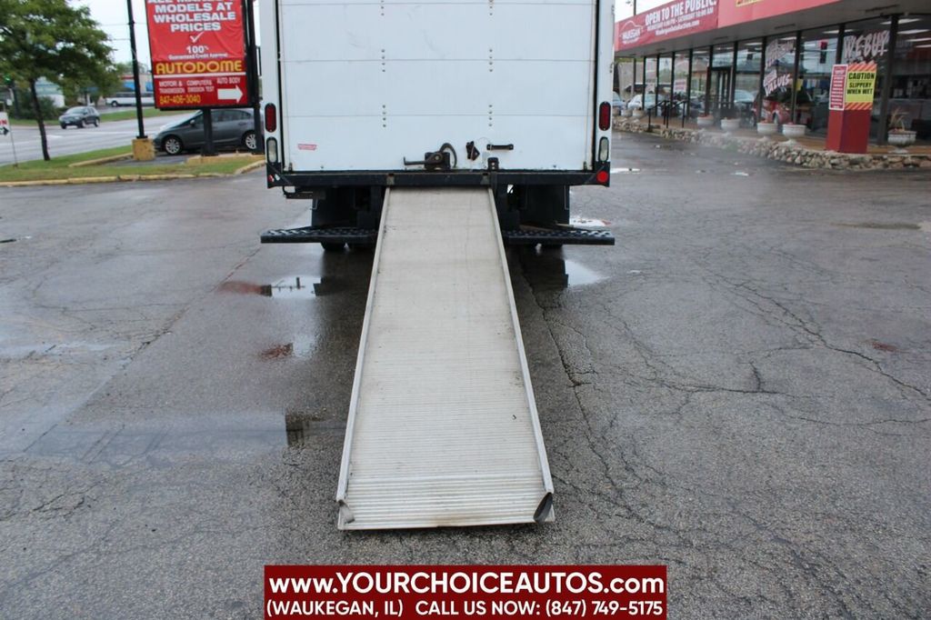 2015 Ford Econoline Commercial Cutaway E 350 SD 2dr 176 in. WB DRW Cutaway Chassis - 22121563 - 17