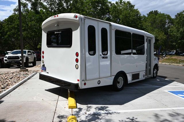 2015 Ford Econoline Commercial Cutaway E-350 SD Mobility Handicap Shuttle Bus - 23082128 - 5