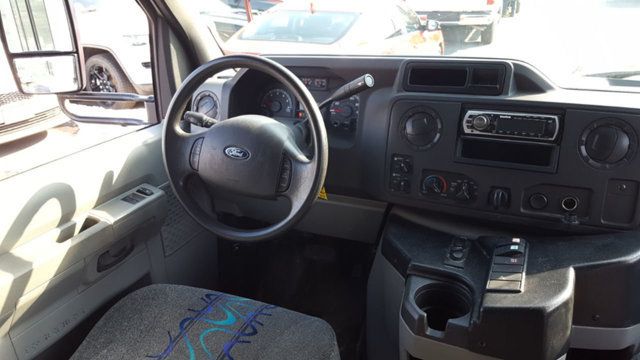 2015 Ford Econoline Commercial Cutaway E-350 Super Duty 176" DRW - 18699624 - 11