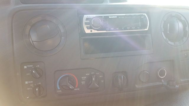 2015 Ford Econoline Commercial Cutaway E-350 Super Duty 176" DRW - 18699624 - 13