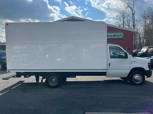 2015 Ford Econoline Commercial Cutaway E350 Unicel Fiberglass Cube Box Van  - 22939331 - 1