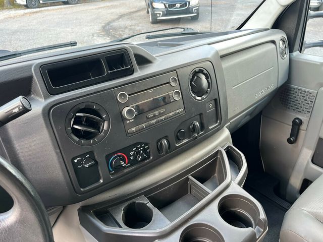 2015 Ford Econoline Commercial Cutaway E350 Unicel Fiberglass Cube Box Van  - 22939331 - 43