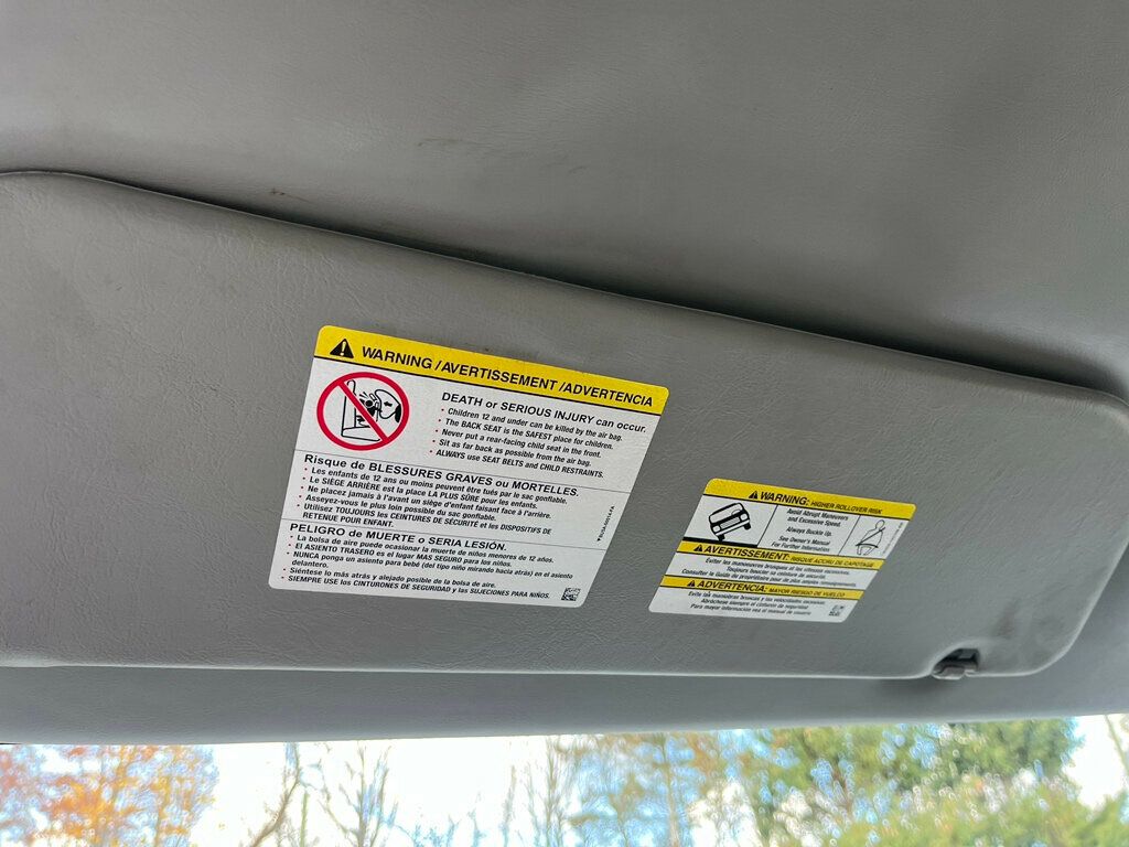 2015 Ford Econoline Commercial Cutaway E350 Unicel Fiberglass Cube Box Van  - 22939331 - 46