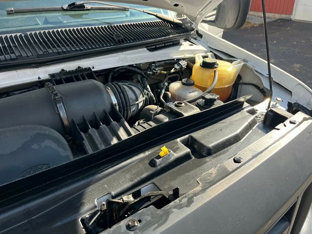 2015 Ford Econoline Commercial Cutaway E350 Unicell Fiberglass Cube Box Van  - 22939331 - 39