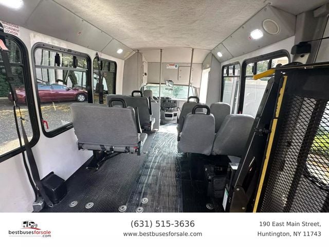 2015 Ford Econoline Commercial Cutaway NON-CDL WHEELCHAIR SHUTTLE BUS FOR SALE - 22577767 - 23