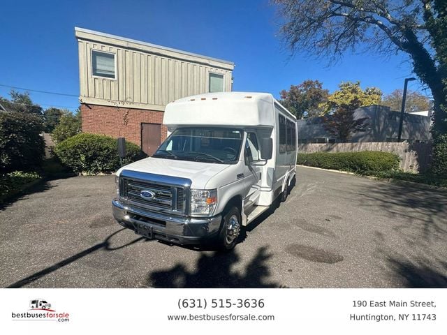 2015 Ford Econoline Commercial Cutaway NON-CDL WHEELCHAIR SHUTTLE BUS FOR SALE - 22624069 - 17