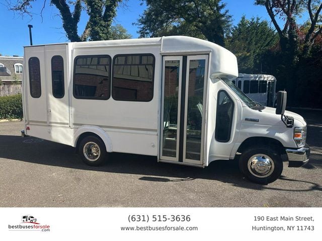 2015 Ford Econoline Commercial Cutaway NON-CDL WHEELCHAIR SHUTTLE BUS FOR SALE - 22624069 - 2