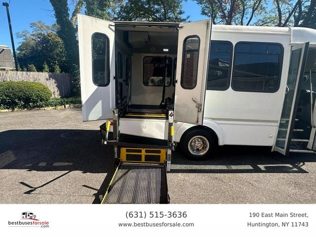 2015 Ford Econoline Commercial Cutaway NON-CDL WHEELCHAIR SHUTTLE BUS FOR SALE - 22624069 - 4