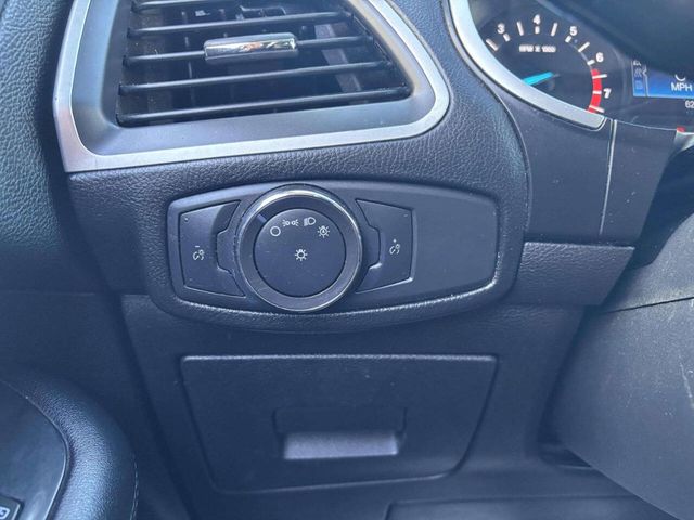 2015 Ford Edge 4dr SEL AWD - 22942565 - 28