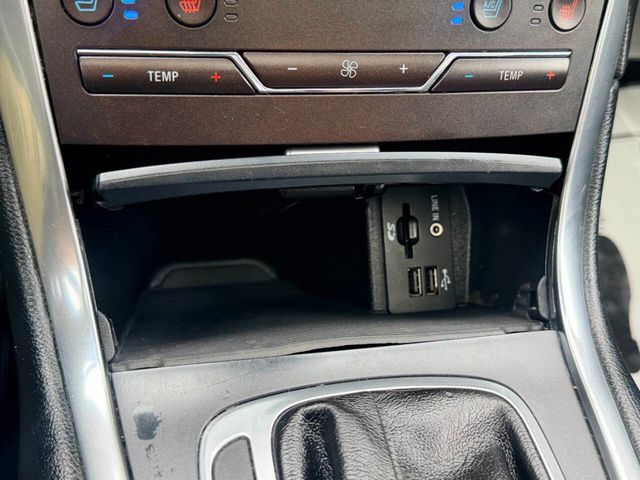 2015 Ford Edge 4dr Sport AWD - 23017460 - 38