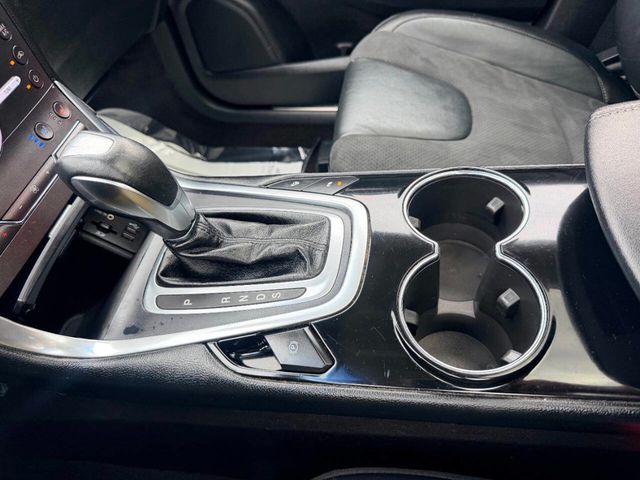 2015 Ford Edge 4dr Sport AWD - 23017460 - 39