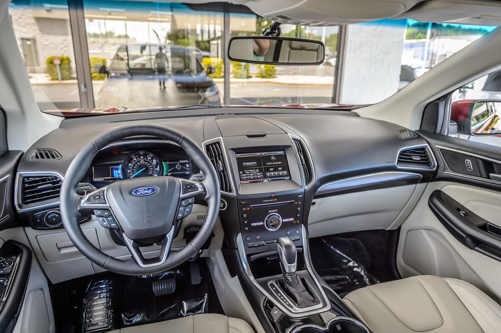 2015 Ford Edge EDGE TITANIUM AWD - NAV - BACKUP CAM - PANO ROOF - MUST SEE - 23033387 - 24