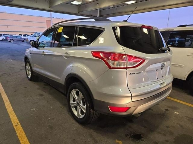 2015 Ford Escape 4WD 4dr SE - 22721284 - 3