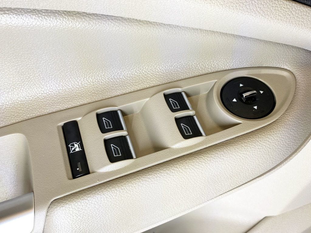 2015 Ford Escape 4WD 4dr Titanium - 22947598 - 21