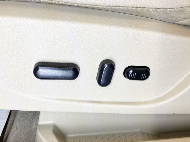 2015 Ford Escape 4WD 4dr Titanium - 22947598 - 23