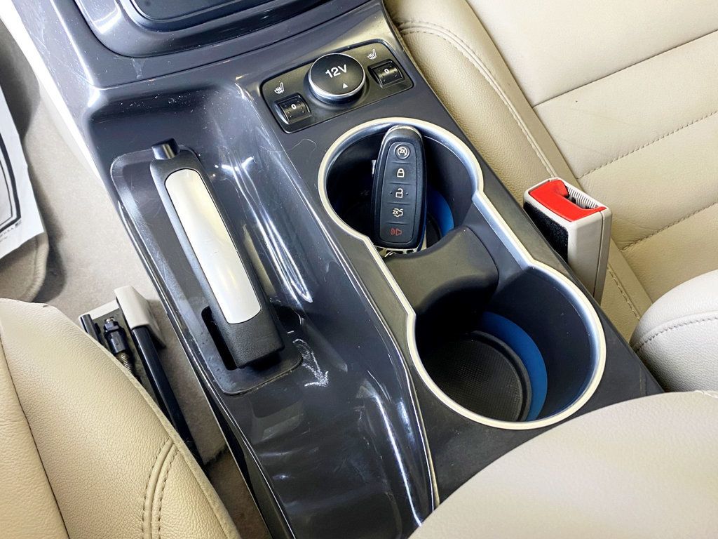 2015 Ford Escape 4WD 4dr Titanium - 22947598 - 38