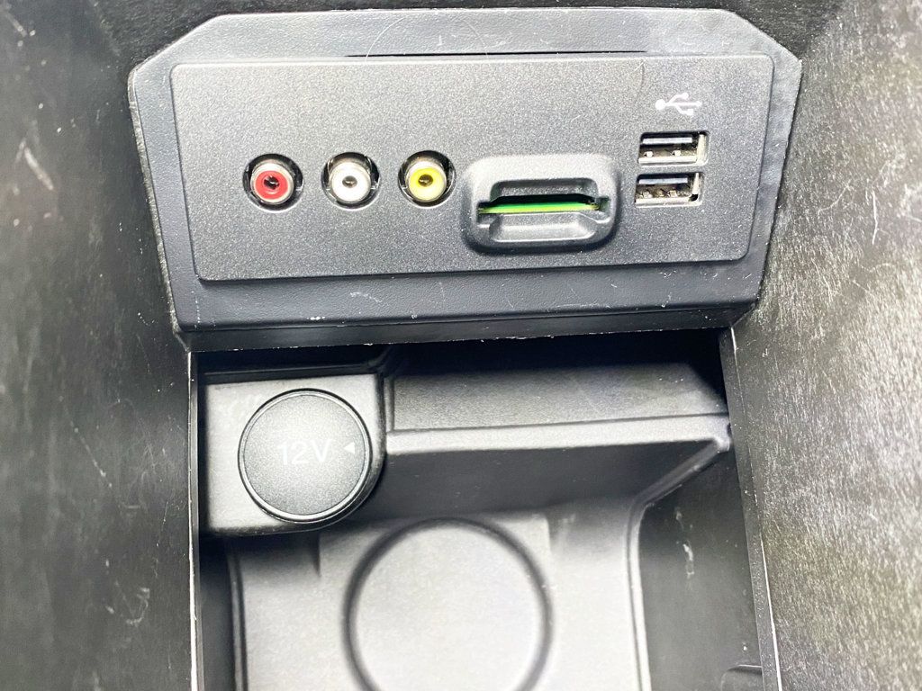 2015 Ford Escape 4WD 4dr Titanium - 22947598 - 39