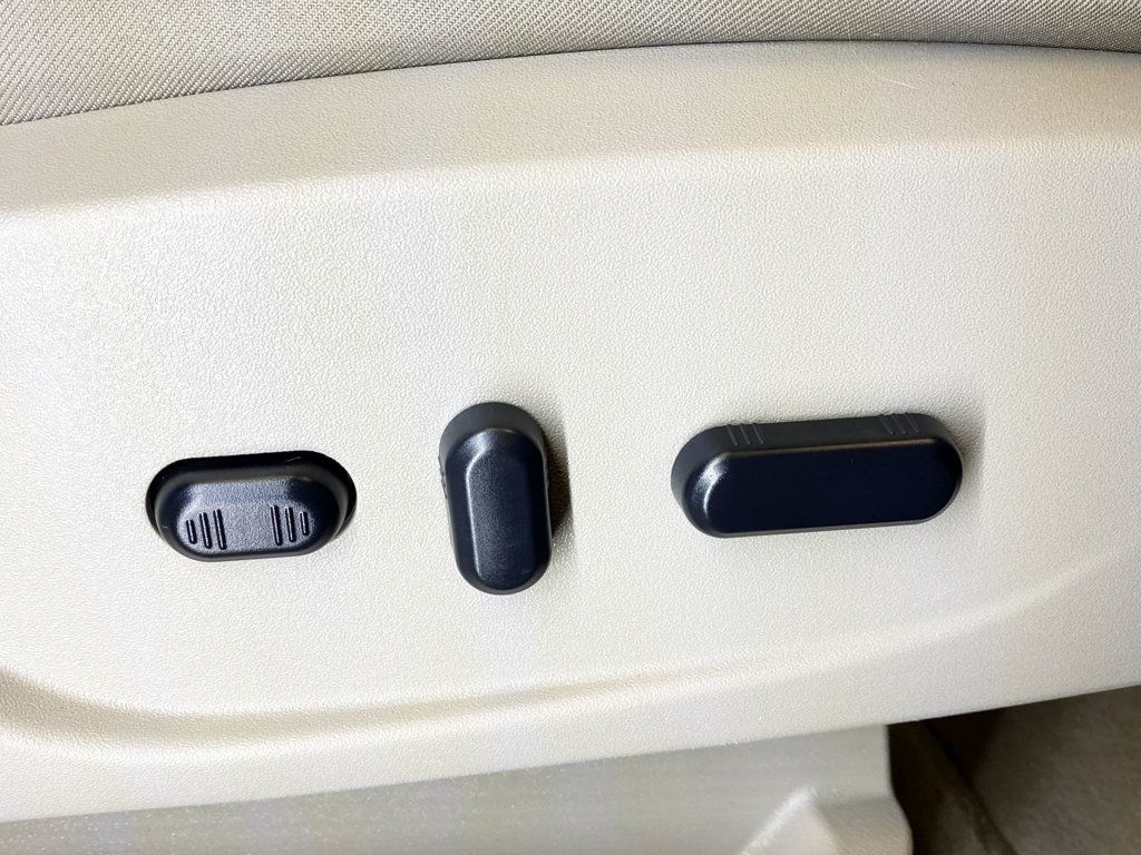 2015 Ford Escape 4WD 4dr Titanium - 22947598 - 44