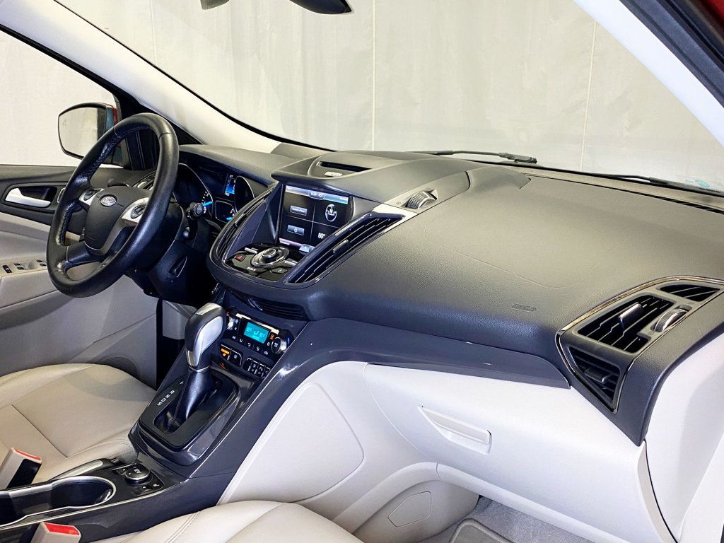 2015 Ford Escape 4WD 4dr Titanium - 22947598 - 45