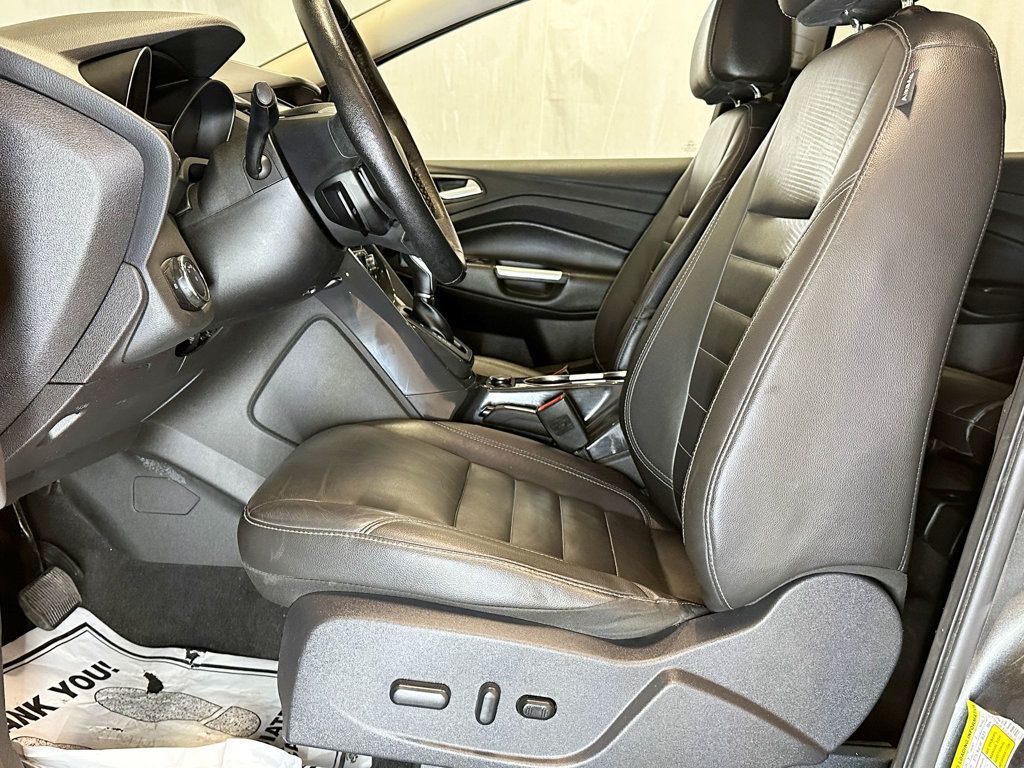 2015 Ford Escape 4WD 4dr Titanium - 23060226 - 19
