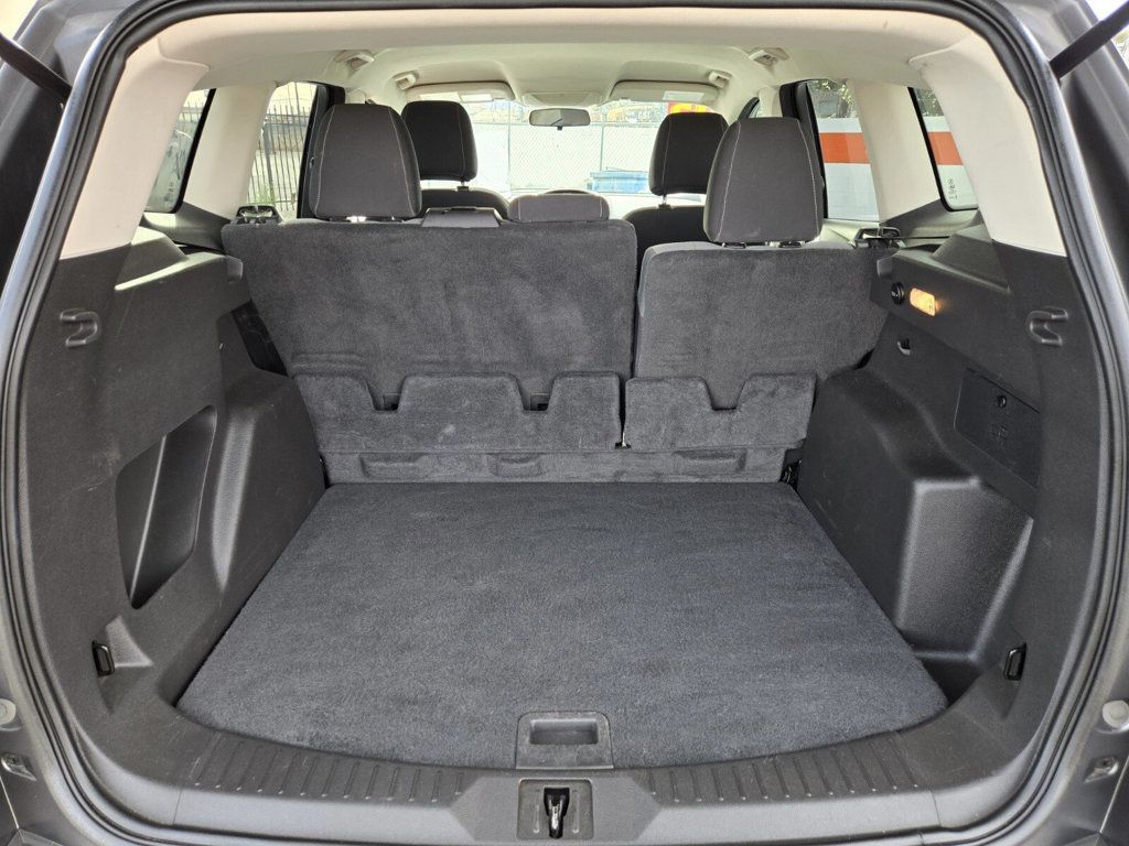 2015 Ford Escape FWD 4dr SE - 22940489 - 9