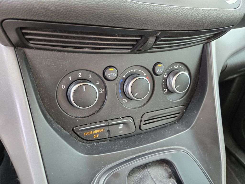 2015 Ford Escape FWD 4dr SE - 22940489 - 19