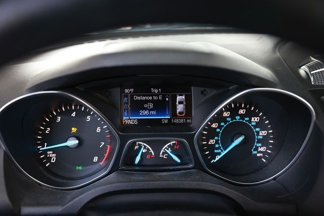 2015 Ford Escape FWD 4dr SE - 22995878 - 32