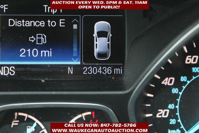 2015 Ford Escape FWD 4dr Titanium - 22940451 - 8