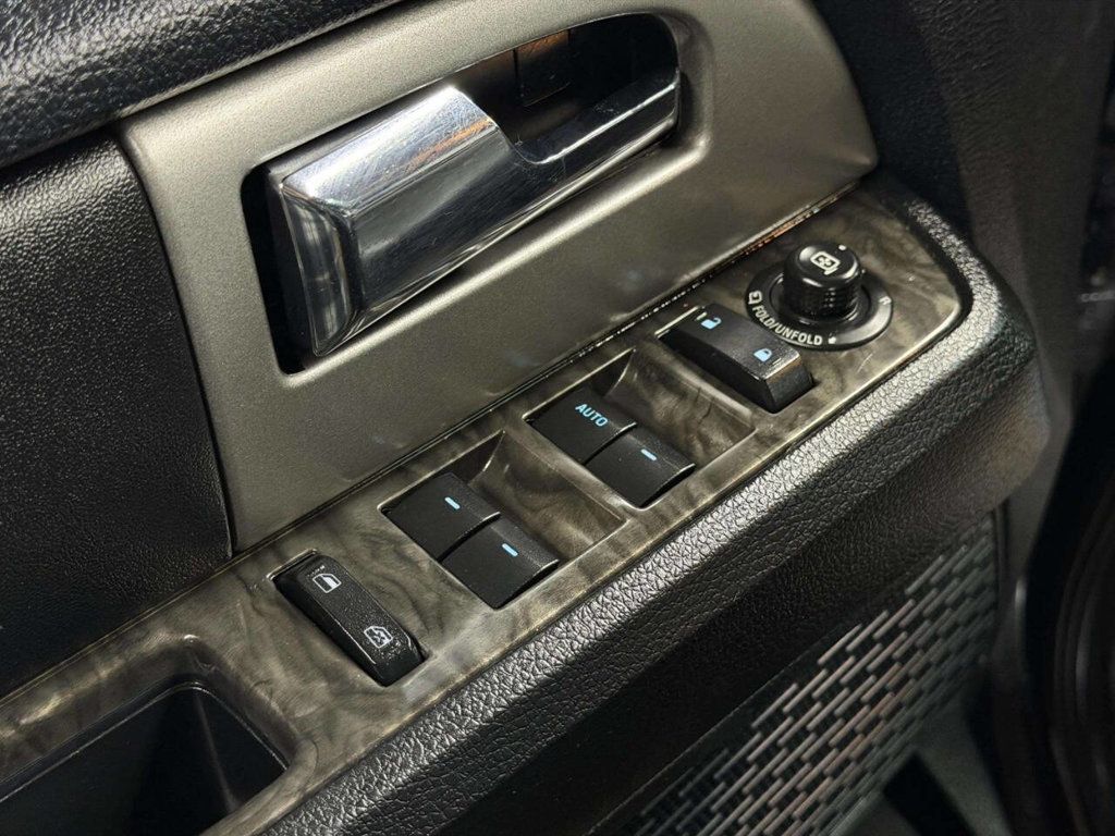 2015 Ford Expedition 4WD 4dr Limited - 22982593 - 11