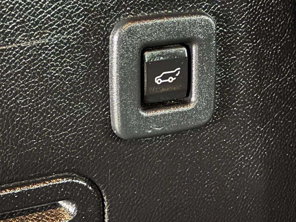 2015 Ford Expedition 4WD 4dr Limited - 22982593 - 27