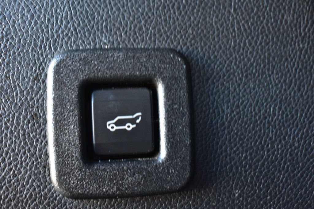 2015 Ford Expedition 4WD 4dr Platinum - 22953202 - 52