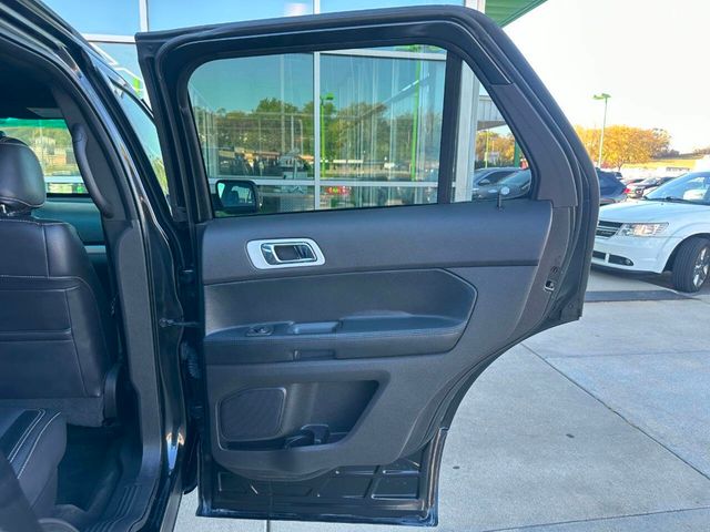 2015 Ford Explorer 4WD 4dr Sport - 22943702 - 39