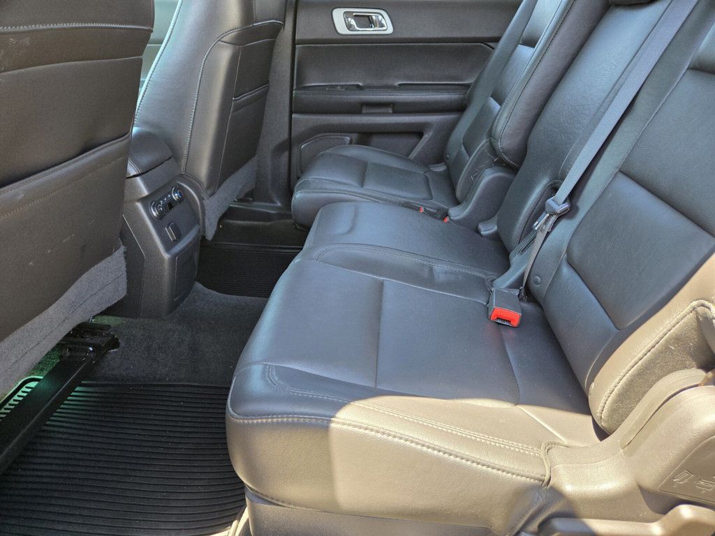 2015 Ford Explorer 4WD 4dr XLT - 22897569 - 8
