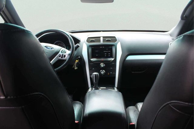 2015 Ford Explorer 4WD 4dr XLT - 23019506 - 8