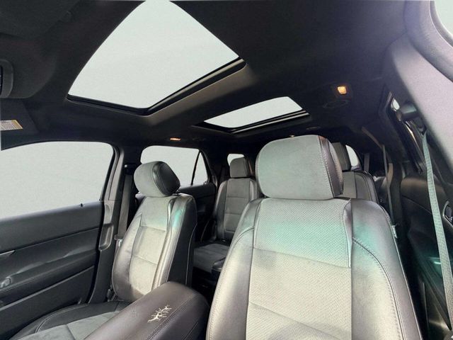 2015 Ford Explorer 4WD 4dr XLT - 23012250 - 17