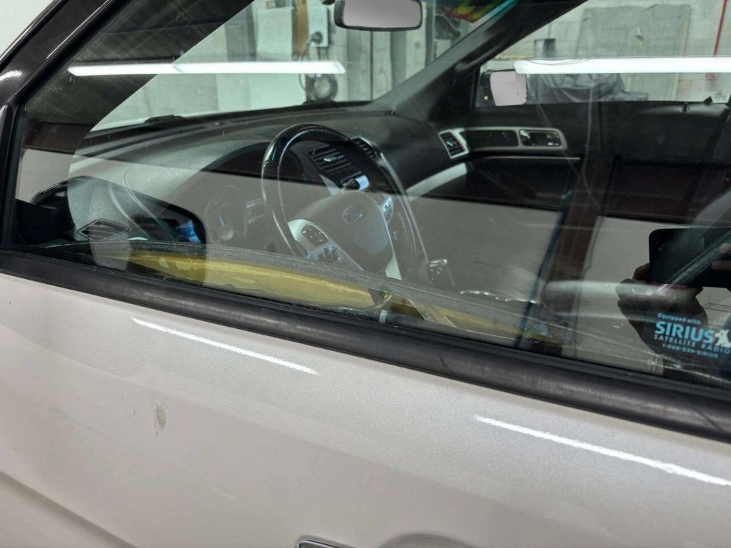 2015 Ford Explorer 4WD 4dr XLT - 23018967 - 18