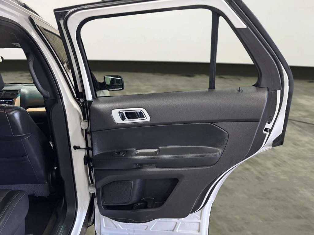 2015 Ford Explorer 4WD 4dr XLT - 23018967 - 22