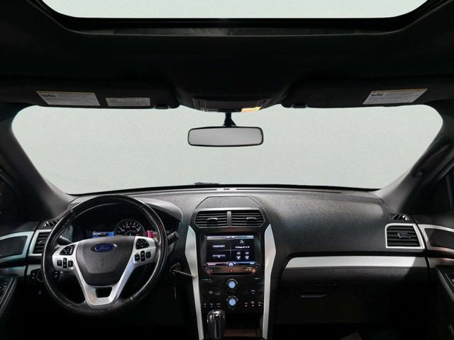 2015 Ford Explorer 4WD 4dr XLT - 23018967 - 29