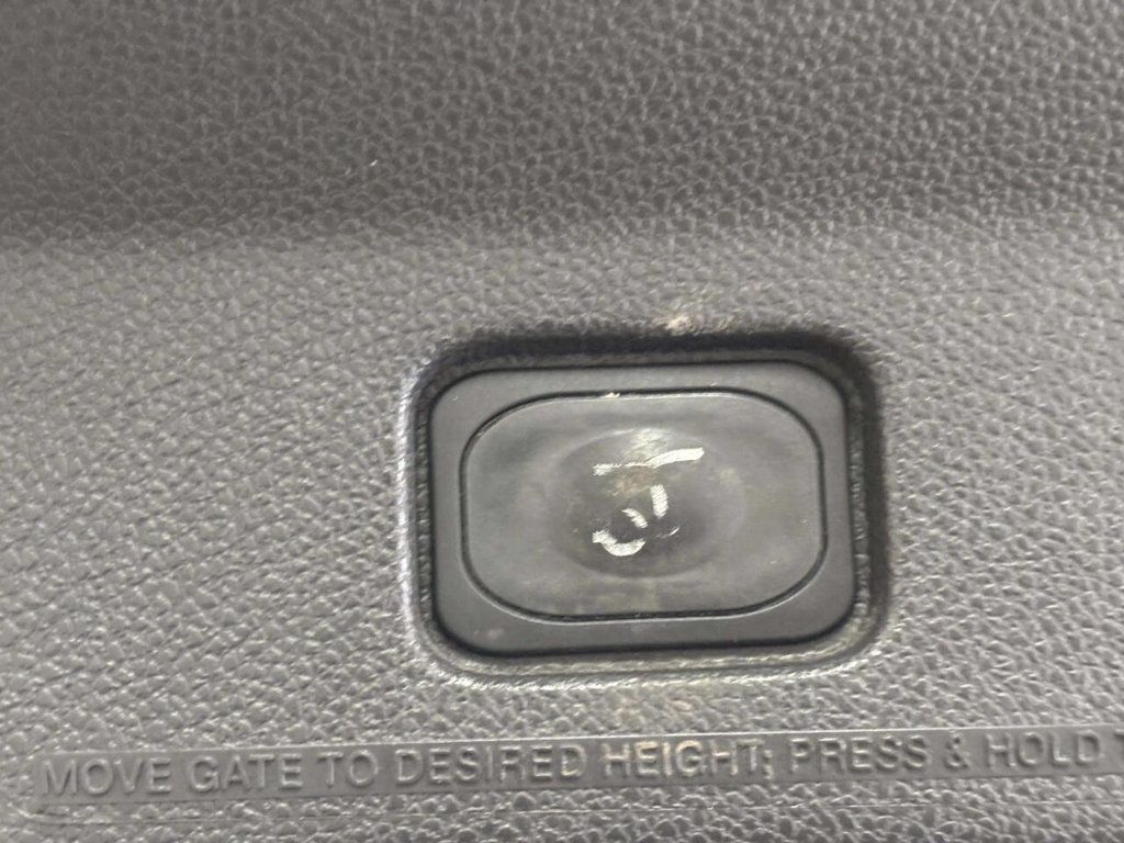 2015 Ford Explorer 4WD 4dr XLT - 23018967 - 6