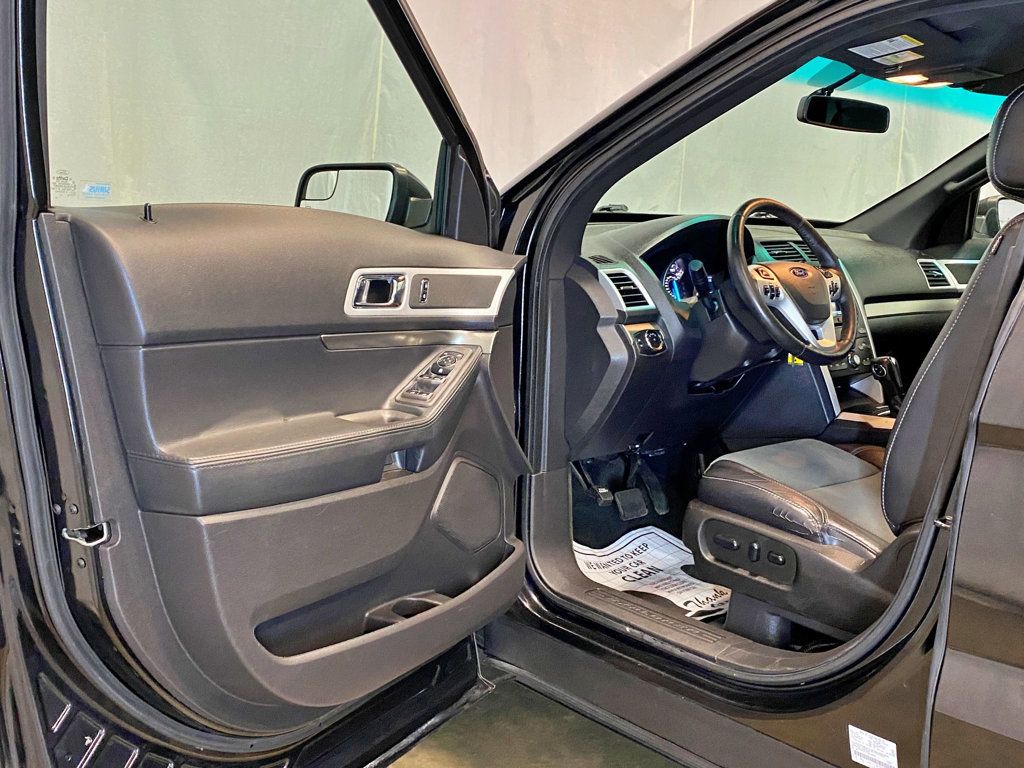 2015 Ford Explorer 4WD 4dr XLT - 23024440 - 17