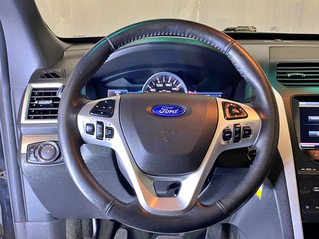 2015 Ford Explorer 4WD 4dr XLT - 23024440 - 24