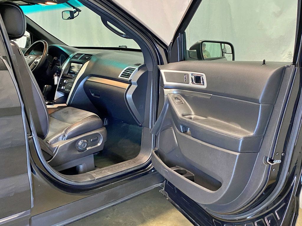2015 Ford Explorer 4WD 4dr XLT - 23024440 - 40